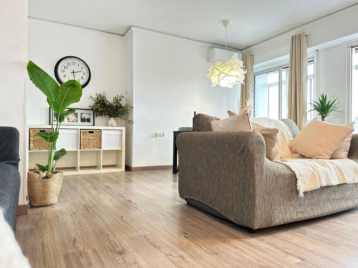 Your Sunny & Spacious Portview Home 발렌시아 외부 사진